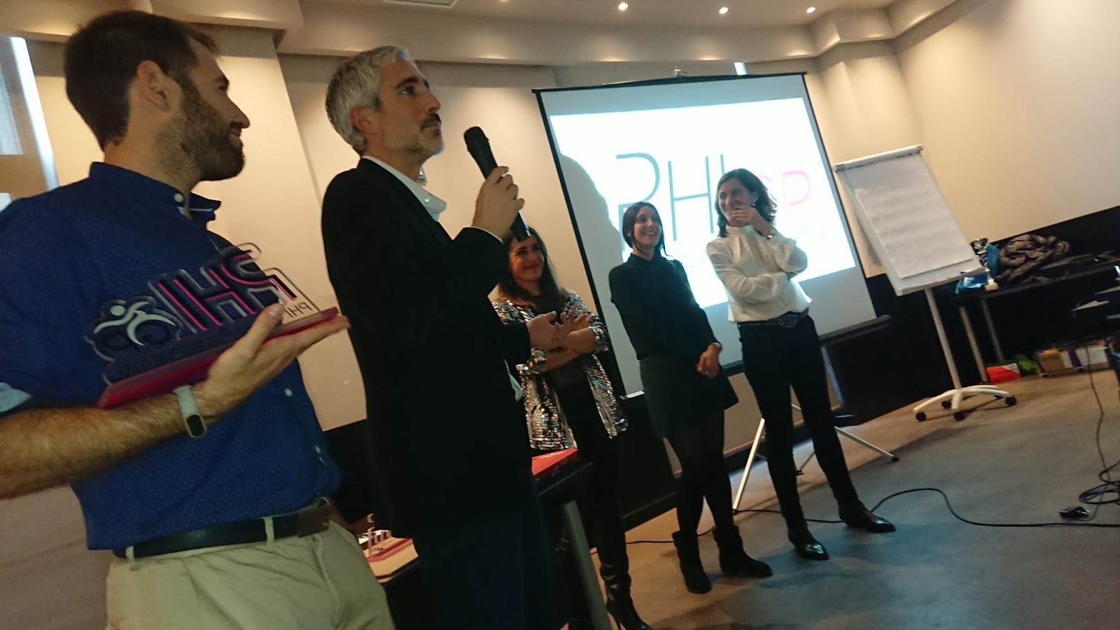 PREMIOS ANUALES PHI GRUPO POLIDEPORTIVO 2022